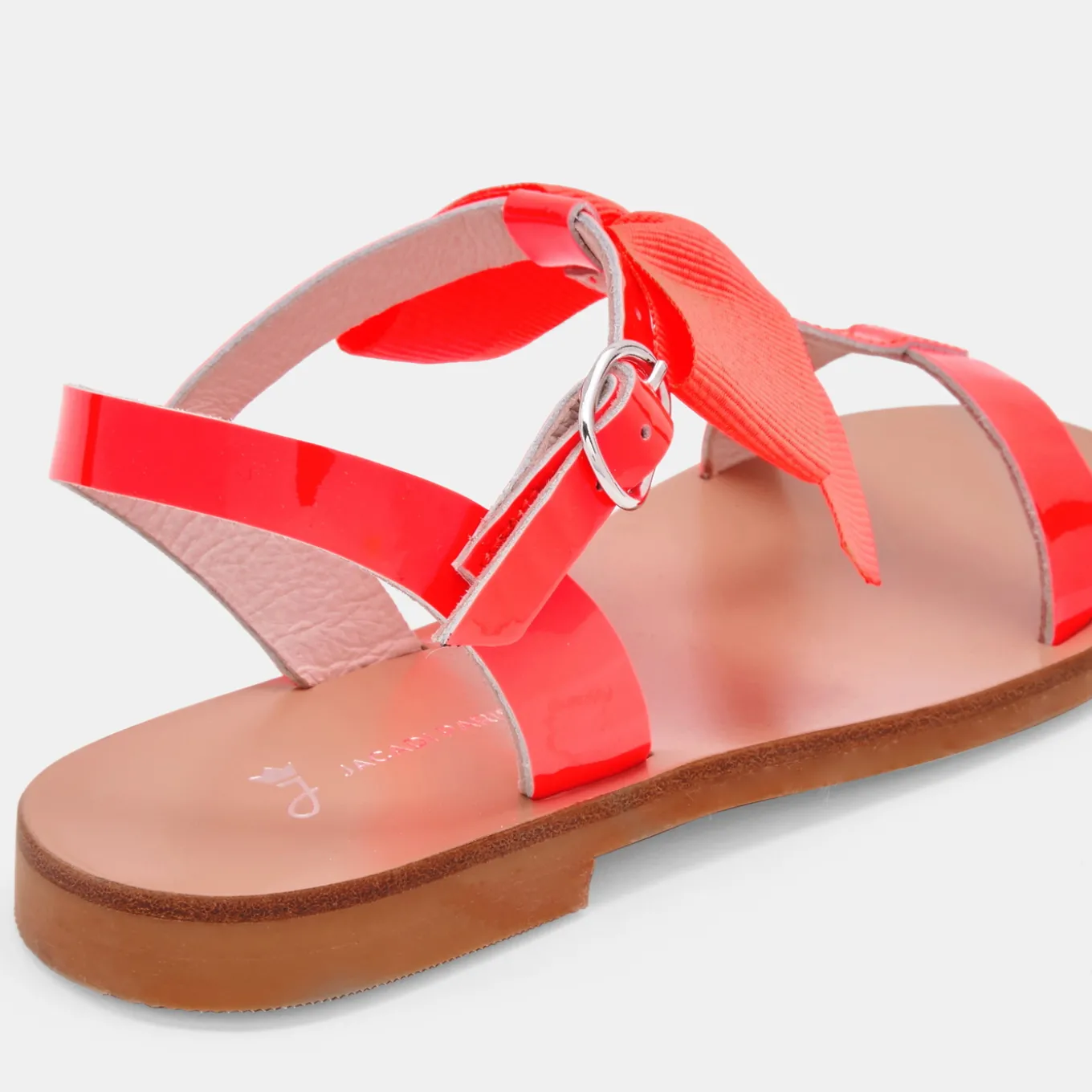 Nu-pieds enfant fille en cuir verni - rose fluo